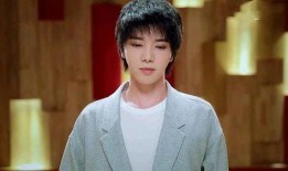 华晨宇最新八卦爆料消息,神秘女友身份引网友热议